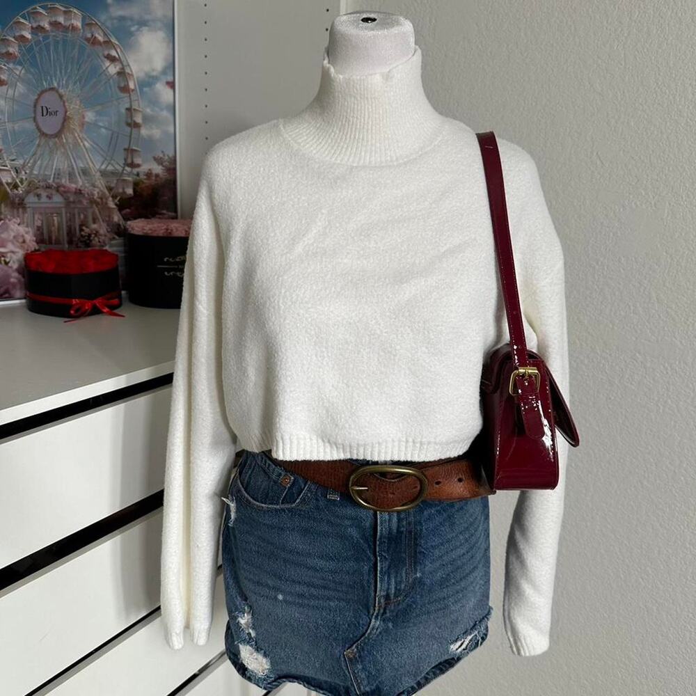 Zara size small white turtleneck